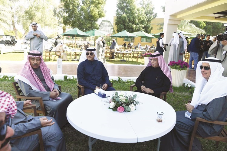 د.يوسف الابراهيم ومبارك الحريص وم.سالم الأذينة وفيصل الحجي﻿