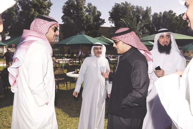 أحمد الفضل ود.خليل عبدالله وفراج العربيد وعبدالعزيز الطشة﻿