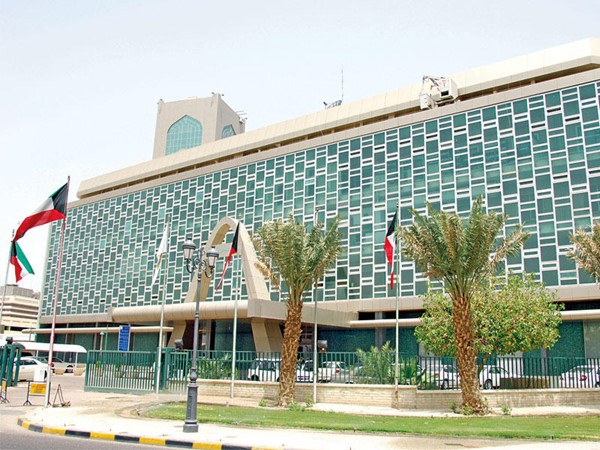 البلدية : توجية 7 انذارات لعقارات مخالفة لقانون البناء