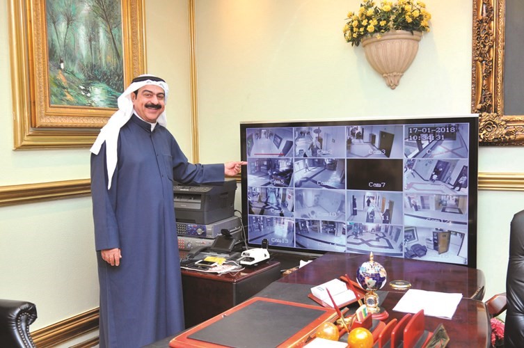 العوضي يشرح كيفية عمل كاميرات المراقبة﻿