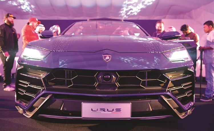 «لامبورغيني الكويت» تطلق Urus أسرع سيارة دفع رباعي في العالم