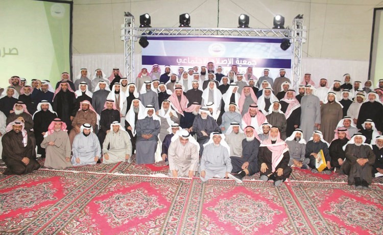 لقطة جماعية للمشاركين في الحفل﻿