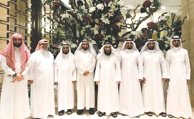 م.فريد عمادي وم.بدر العتيبي وناصر المطيري ود.احمد العتيبي خلال اللقاء﻿