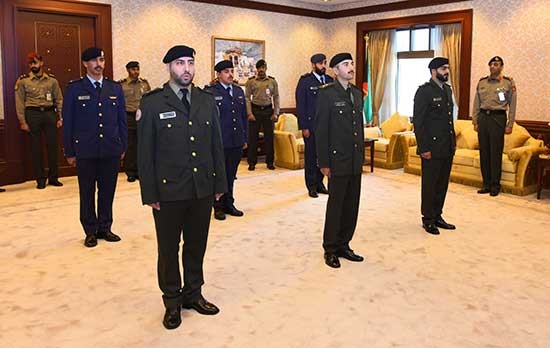 بالفيديو.. ناصر صباح الأحمد قلّد كوكبة من الضباط رتبهم:ضعوا مصلحة الوطن نصب أعينكم