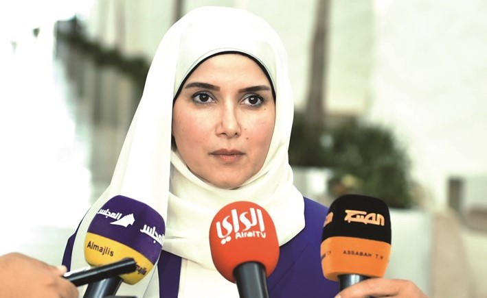 د. جنان بوشهري متحدثة للصحافيين﻿