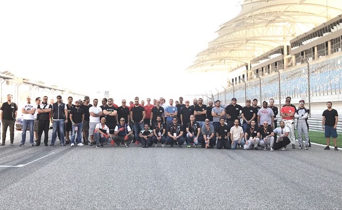 «لوتس» تترك بصمتها في سباق GulfRun بحلبة البحرين الدولية