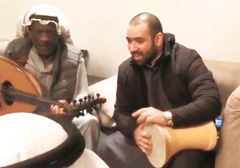 «سمرة» بشار الشطي وخالد الملا «لايف» للعيد الوطني