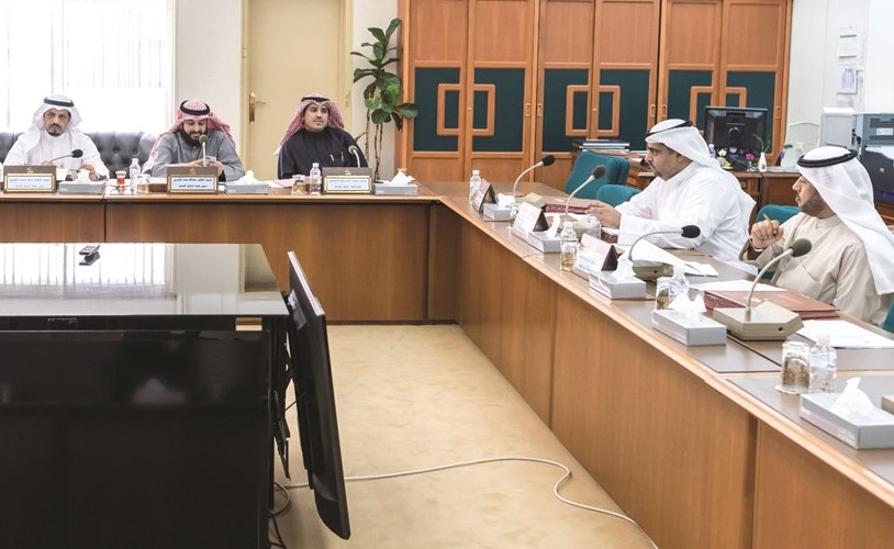علي الدقباسي وراكان النصف وناصر الدوسري وعبدالله فهاد وماجد المطيري ونايف المرداس﻿