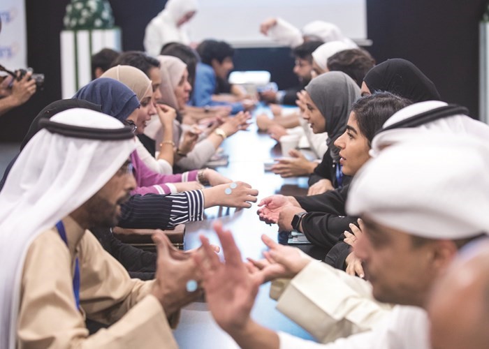 جانب من جلسات التواصل مع أصحاب المشاريع﻿