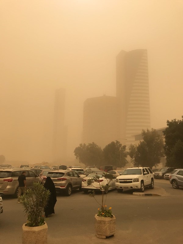"الأرصاد": رياح قوية مثيرة للغبار تجتاح البلاد مع فرصة لأمطار رعدية