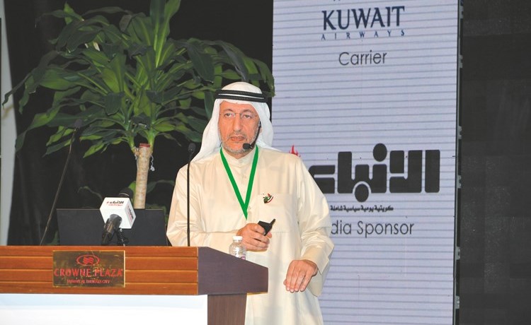 خالد الفوزان متحدثا﻿