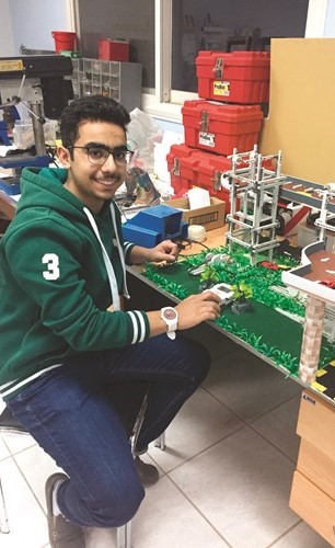 520 طالباً وطالبة يشاركون في مؤتمر الروبوت اليوم