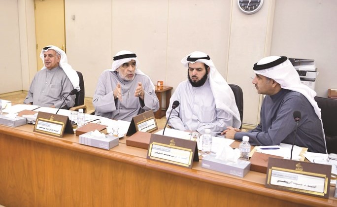 لجنة الميزانيات﻿