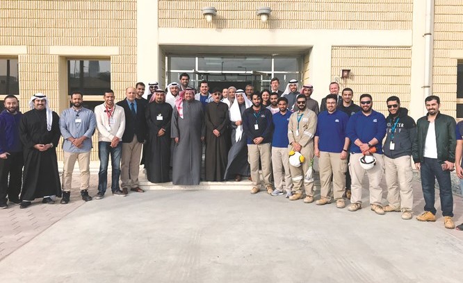 وفد وزارة الكهرباء والماء مع الكوادر الكويتية في زيارة لمحطة الزور الشمالية الأولى - Shamal Azzour Al-Oula Hosts staff with MEW Delegation﻿