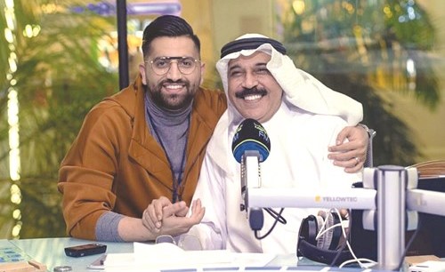 سفير الاغنية الكويتية والخليجية عبدالله الرويشد مع الاعلامي علي نجم في استديو مارينا FM 90.4﻿
