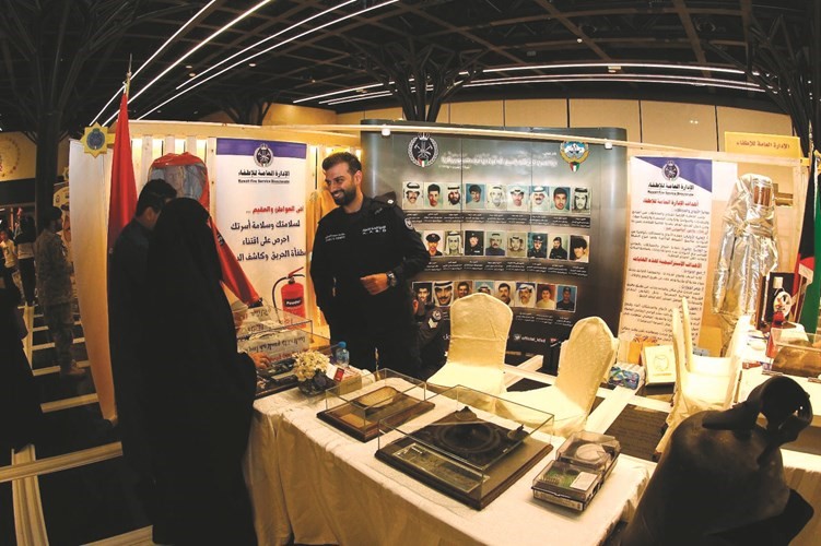 مهرجان «شكراً» يواصل أنشطته بعروض الفرقة النحاسية وجناح شقردي