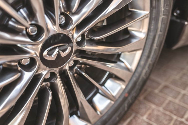 إنفينيتي QX80 إلى الواجهة مجدداً