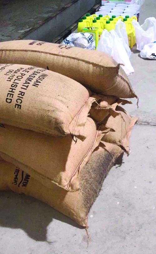 «الجمارك» تضبط مواد تموينية قبل تهريبها إلى دولة عربية
