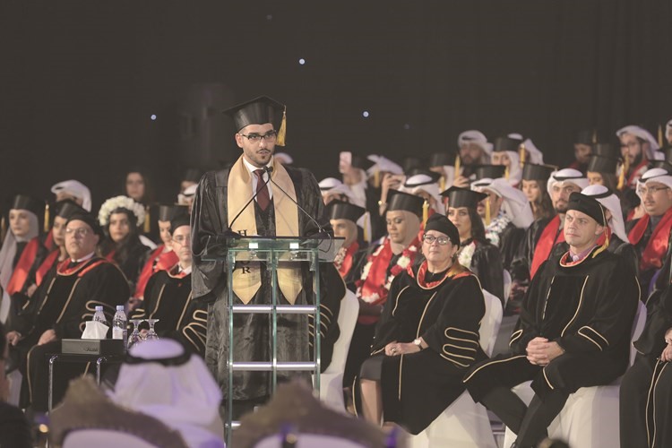 جامعة الشرق الأوسط الأميركية AUM احتفلت بتخرّج 814 طالباً وطالبة