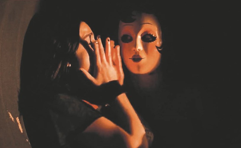 STRANGERS: Prey at Night