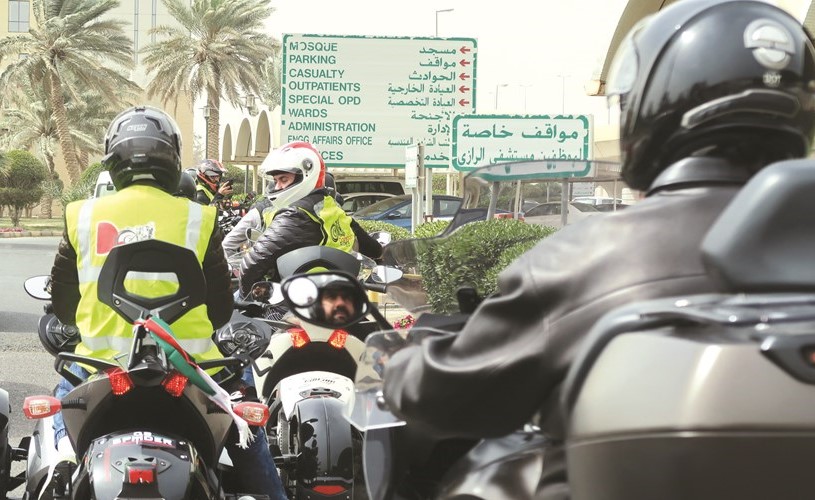 فريق Ooredoo للدراجات خلال الجولة﻿