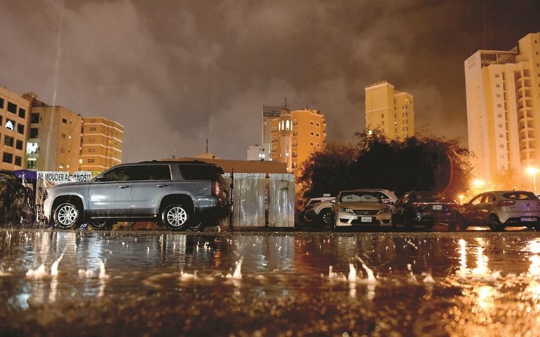 جانب من أمطار الخير مساء أمس الأول﻿