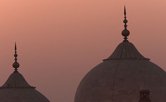 بالفيديو.. لاهور عاصمة باكستان الثقافية تحيي التراث المغولي