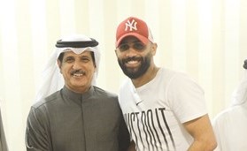 أسعد البنوان يكرم نجم الفريق عبدالله بوفتين ﻿
