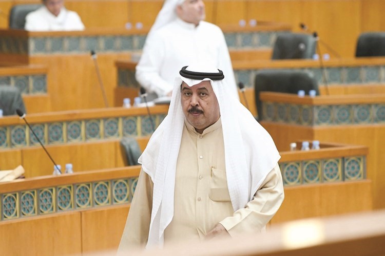 خلف دميثير﻿