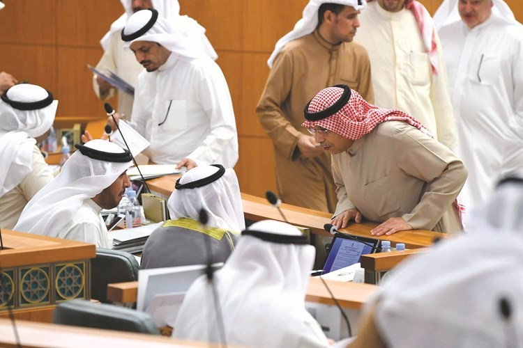 الشيخ خالد الجراح في حوار مع الشيخ ناصر صباح الأحمد﻿