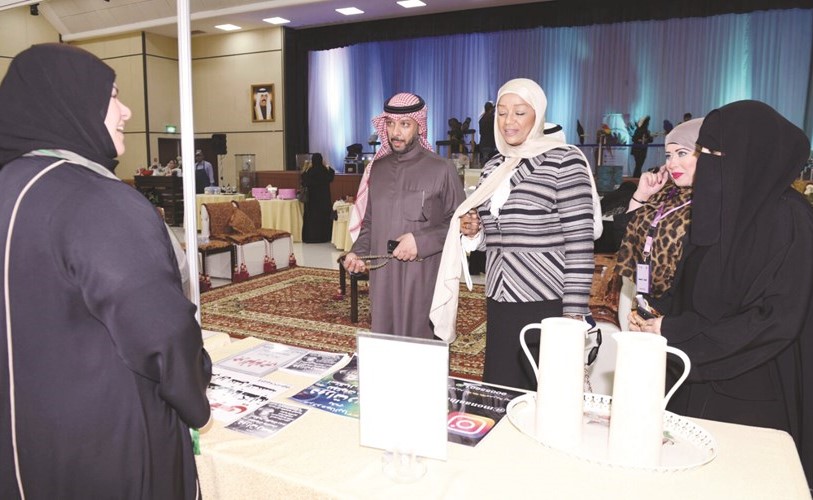 جانب من الجولة في المعرض﻿