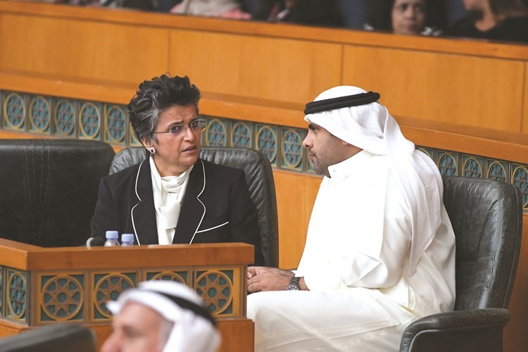 يوسف الفضالة وصفاء الهاشم﻿