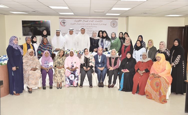 الحضور والمشاركون في المؤتمر ﻿