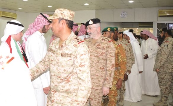 عدد من العسكريين والمواطنين يقدمون التعازي﻿