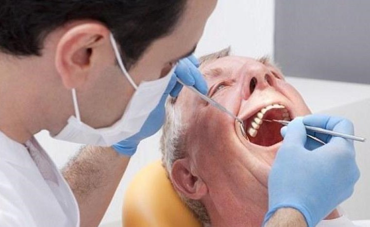 مرض غامض يقتل 9 أطباء أسنان في الولايات المتحدة