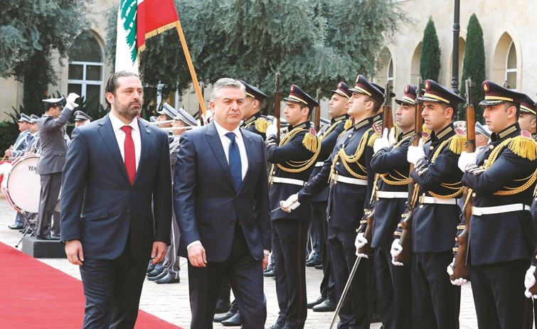 رئيس الحكومة سعد الحريري مستقبلا رئيس الوزراء الأرميني كارين كارابيتيان في السراي	(محمود الطويل) ﻿