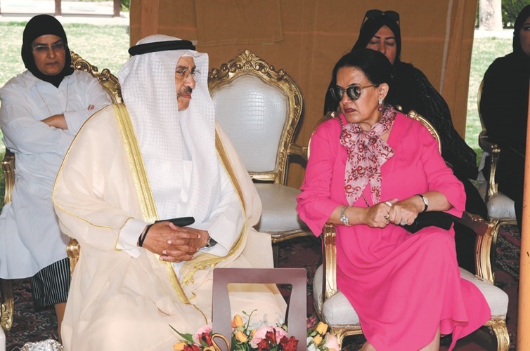 فاطمة الامير والفريق متقاعد أحمد الرجيب ﻿
