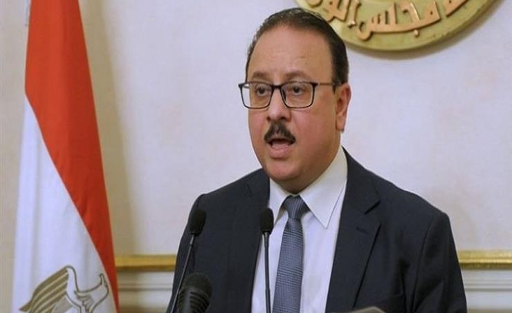 وزير الاتصالات: نعمل على إنشاء "فيس بوك" مصري قريباً
