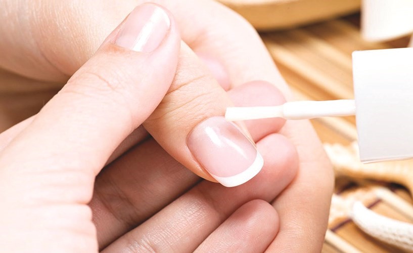 سبل الحفاظ على صحة  الأظافر