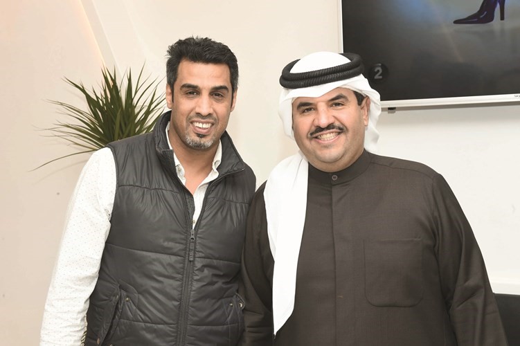 الشيخ دعيج الخليفة مع الفنان سعد كنعان﻿