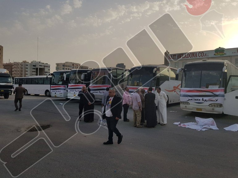 بوابات أمنية لتأمين الناخبين في محيط السفارة المصرية و"باصات" لنقلهم من مختلف المناطق