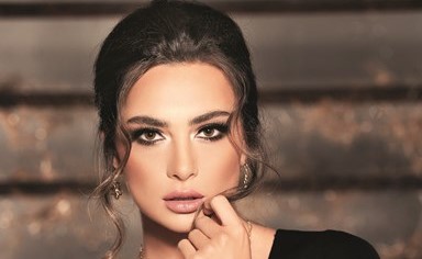ستيفاني صليبا﻿