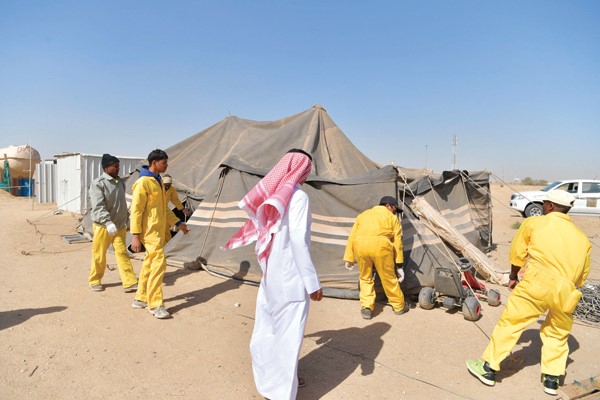 جانب من إزالة المخيمات في الأحمدي 	(قاسم باشا)