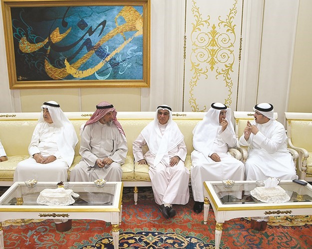 جانب من الحضور في اللقاء﻿