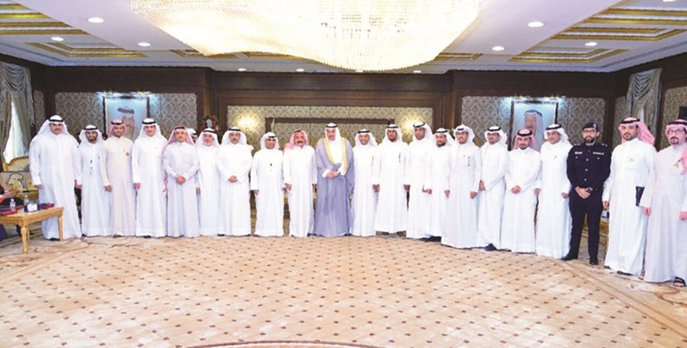 الشيخ فيصل الحمود مع المكرمين﻿