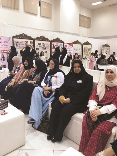 جانب من حضور احتفالية مدرسة عزة بنت الحارث الابتدائيةبنات﻿