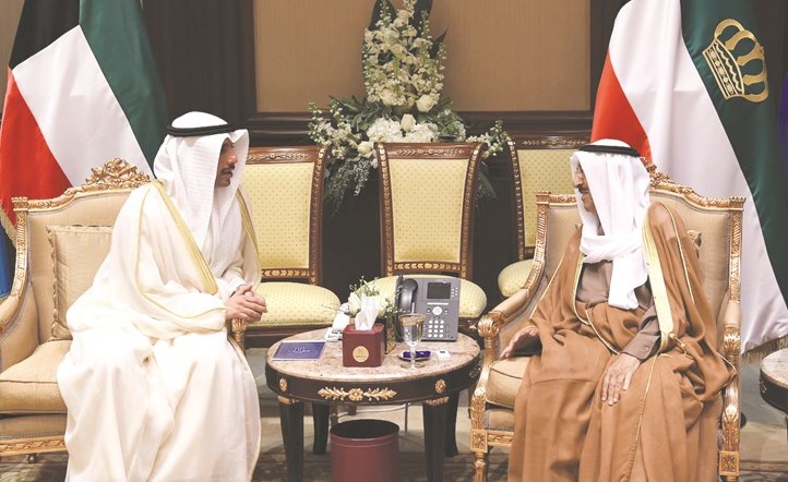 صاحب السمو الأمير الشيخ صباح الأحمد مستقبلا رئيس مجلس الأمة مرزوق الغانم﻿