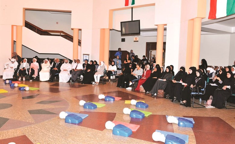 جامعة الكويت نظمت ورشة التدريب على الإنعاش القلبي الرئوي