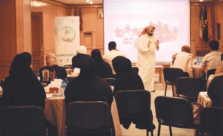 الثويني أثناء المحاضرة﻿