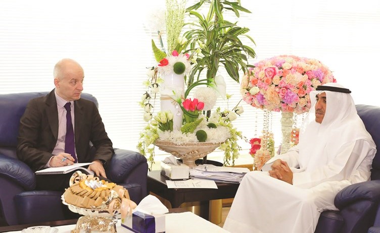 وفد «التقدم العلمي» يقيم البيئة الابتكارية في جامعة الكويت